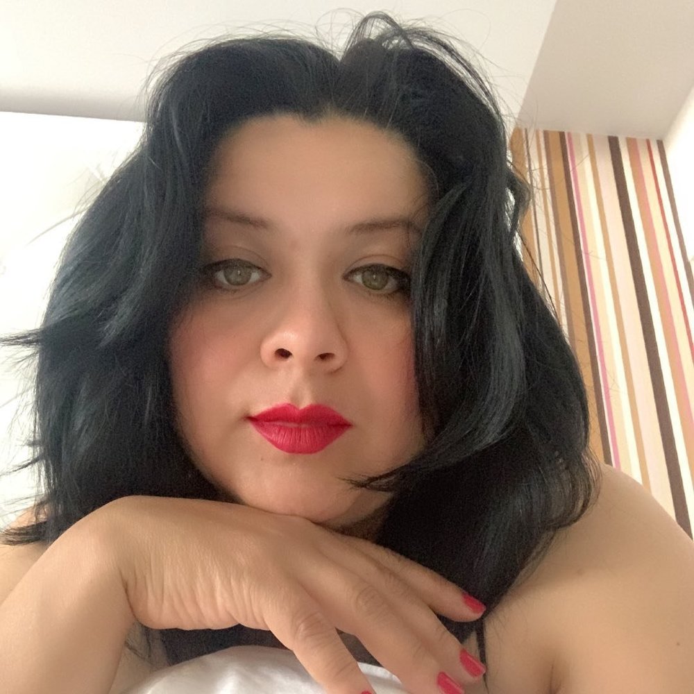 Meet your Posher, Maricela